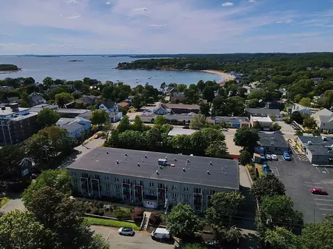 2 Ocean Ave #1J, Gloucester, MA 01930