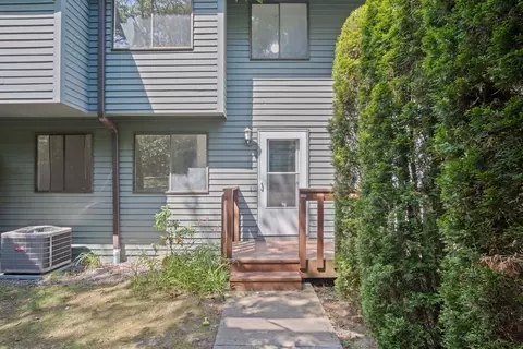 63 Trailside Way #63, Ashland, MA 01721