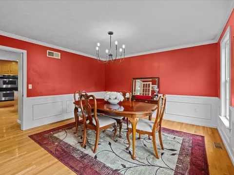 20 Pokanoket Path, Wrentham, MA 02093 photo 5