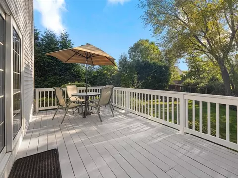 20 Pokanoket Path, Wrentham, MA 02093 photo 36