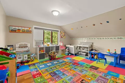 48 Tappan Pl # R, Everett, MA 02149 photo 12