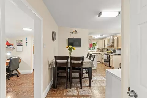 48 Tappan Pl # R, Everett, MA 02149 photo 9