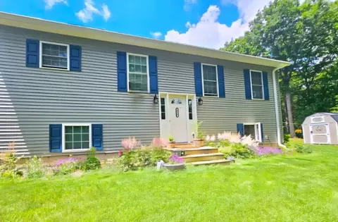 378 Otter River Rd, Templeton, MA 01468