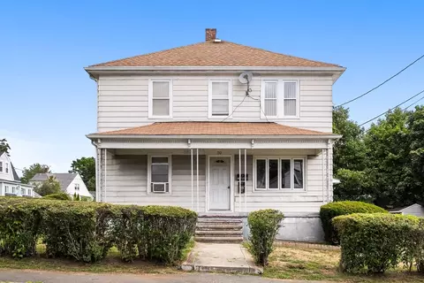 50 Pratt Ave, Somerset, MA 02726