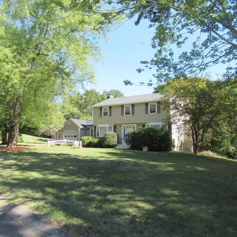 7 Axletree Rd, Tyngsborough, MA 01879