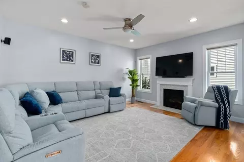 3 Monument Pl UNIT 3, Acton, MA 01720 photo 7