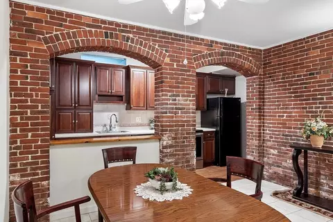 8 Summer St #103, Gloucester, MA 01930 photo 4