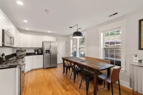 77 Baxter St #1, Boston, MA 02127
