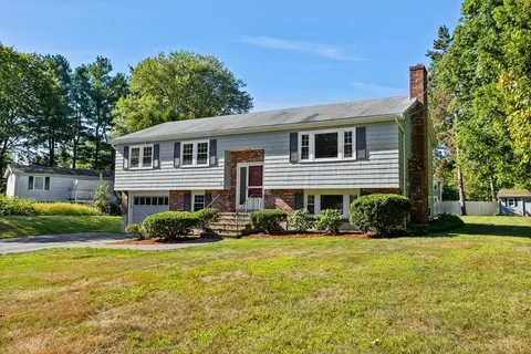 34 Newtown Rd, Acton, MA 01720