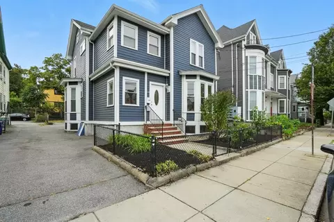 59 Marshall St #1, Somerville, MA 02145