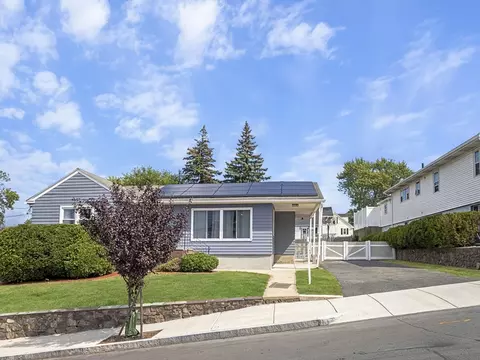 36 S Irving St, Revere, MA 02151