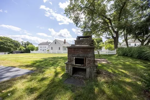 Exterior - 35 Everett Ave, Webster, MA 01570 photo 3 of 7