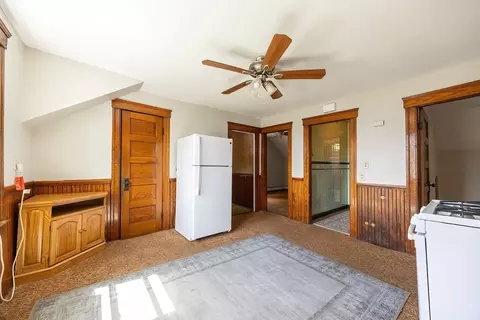Entry Way - 35 Everett Ave, Webster, MA 01570 photo 5 of 5