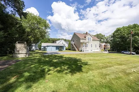Exterior - 35 Everett Ave, Webster, MA 01570 photo 5 of 7