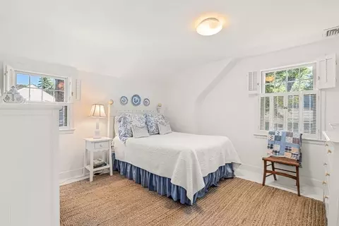61 Mayo Rd, Wellesley, MA 02482 photo 17