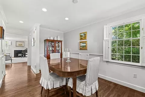61 Mayo Rd, Wellesley, MA 02482 photo 5