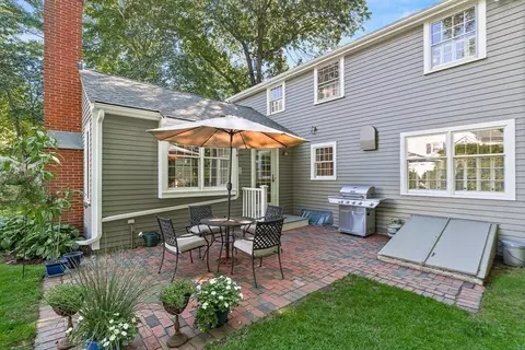 61 Mayo Rd, Wellesley, MA 02482 photo 22
