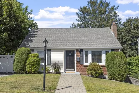 21 Circle Dr, Waltham, MA 02452
