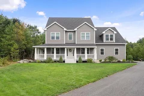 12 Tanya Ln, Brentwood, NH 03833