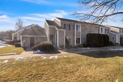 103 Nassau Dr #103, Springfield, MA 01129