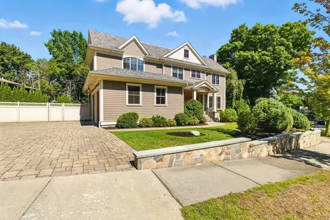 73 Wendell Rd, Newton, MA 02459