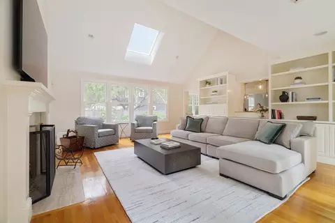 38 Fuller Brook Rd, Wellesley, MA 02482 photo 15