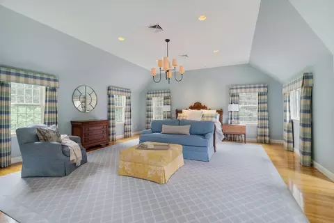 38 Fuller Brook Rd, Wellesley, MA 02482 photo 20