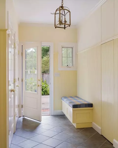 38 Fuller Brook Rd, Wellesley, MA 02482 photo 38