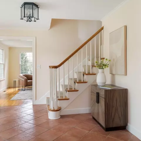 38 Fuller Brook Rd, Wellesley, MA 02482 photo 3