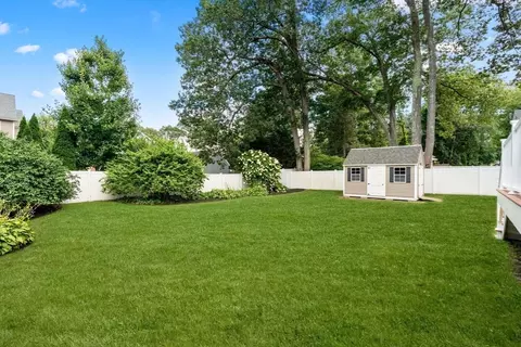 140 Grant St, Needham, MA 02492 photo 24