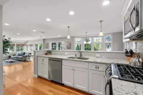 140 Grant St, Needham, MA 02492 photo 5