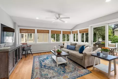 140 Grant St, Needham, MA 02492 photo 10