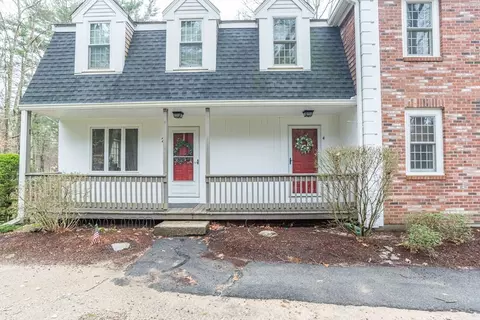 4 Colonial Dr #4, Norton, MA 02766