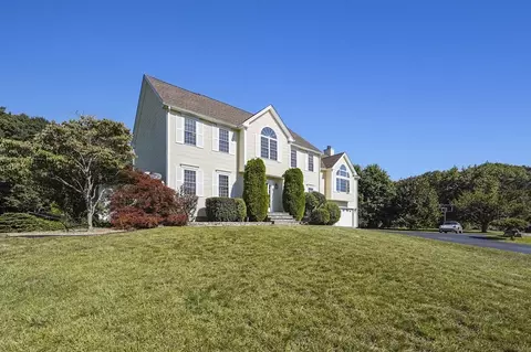 9 Brookside Dr, Sutton, MA 01590 photo 3