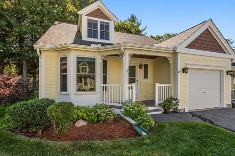 109 Westminster Dr #109, Marlborough, MA 01752