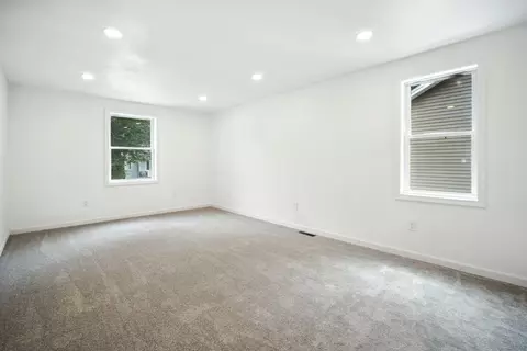 150 Seymour Ave, Springfield, MA 01109 photo 26