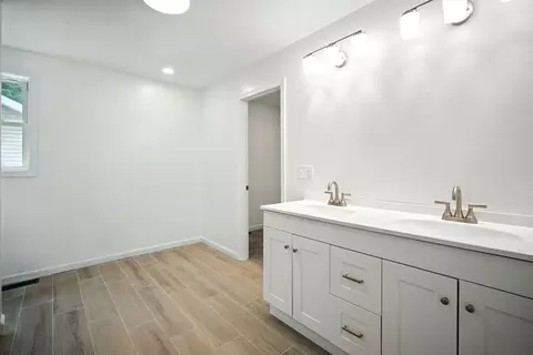 150 Seymour Ave, Springfield, MA 01109 photo 21
