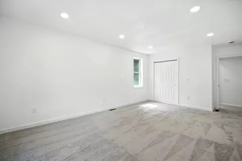 150 Seymour Ave, Springfield, MA 01109 photo 28