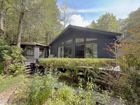58 Evergreen Rd, Otis, MA 01253