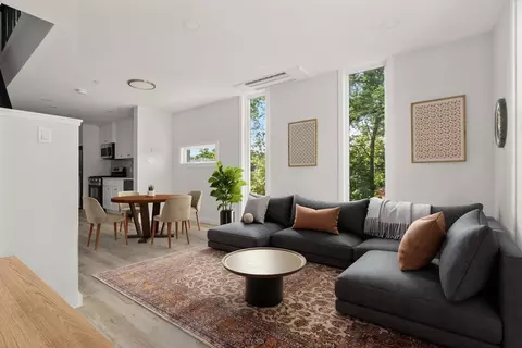 602 Canterbury #14, Roslindale, MA 02131