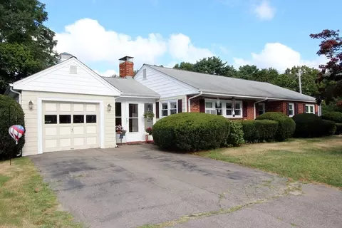 133 Main St, Lakeville, MA 02347