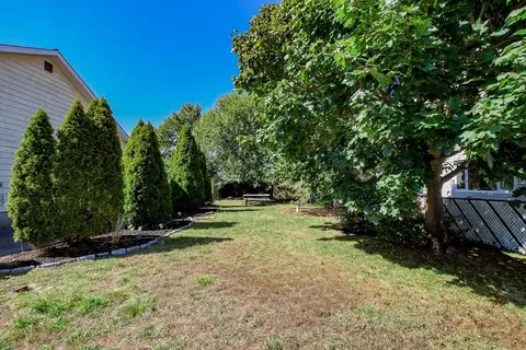 Exterior - 23 Bates St, Hull, MA 02045 photo 4 of 11