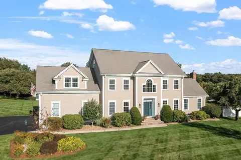 4 Sinbad Ln, Westford, MA 01886