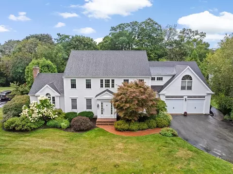 35 Beach Plum Ln, Scituate, MA 02066