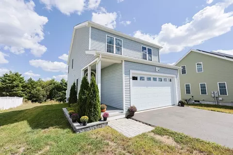 18 Celestial Cir, Bellingham, MA 02019