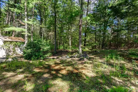Exterior - 124 E Belcher Rd, Foxboro, MA 02035 photo 6 of 10