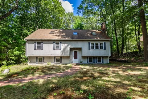 Exterior - 124 E Belcher Rd, Foxboro, MA 02035 photo 10 of 10