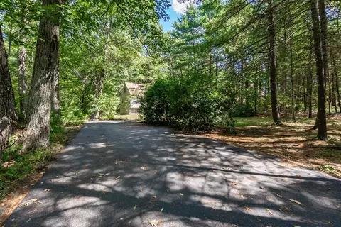 Exterior - 124 E Belcher Rd, Foxboro, MA 02035 photo 7 of 10