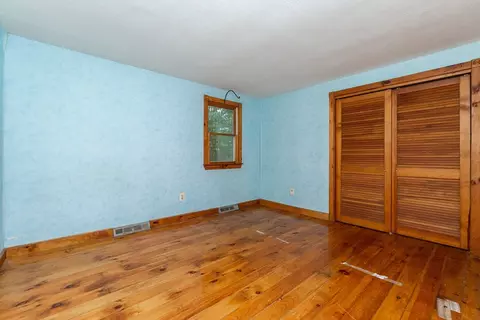 Bedroom - 124 E Belcher Rd, Foxboro, MA 02035 photo 4 of 11