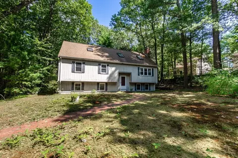 Exterior - 124 E Belcher Rd, Foxboro, MA 02035 photo 8 of 10